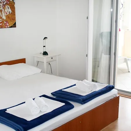 By The Sea Pisak, Omis - 1014 Apartment Pisak