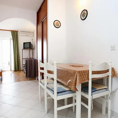 By The Sea Pisak, Omis - 1014 Apartment Pisak