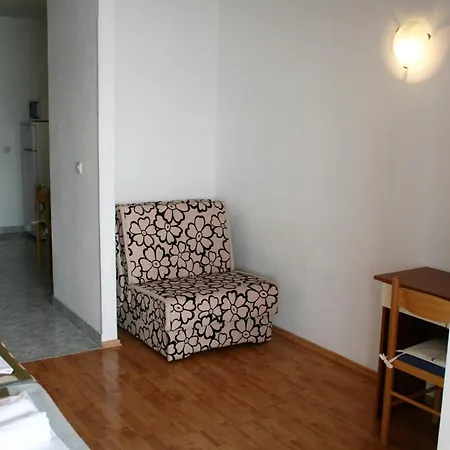 Apartment By The Sea Pisak, Omis - 1014