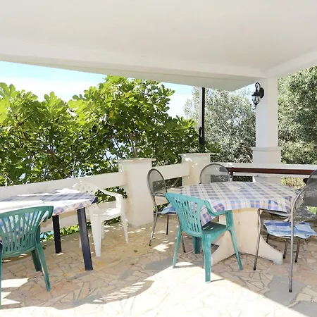 아파트 By The Sea Pisak, Omis - 1014 피사크