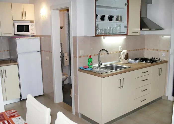 By The Sea Pisak, Omis - 1014 بيساك